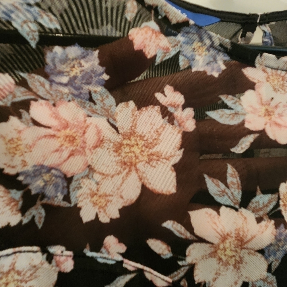 **FOR @kentucky ONLY**  APT 9 Floral Sleeveless Blouse Womens Large - Picture 5 of 15